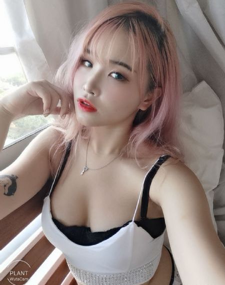 中文人妻aⅴ一区二区三区_青苹果乐园免费高清观看