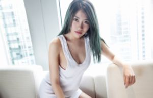 欧美丰满巨乳三级片有哪些能看_BD英语神马影院在线