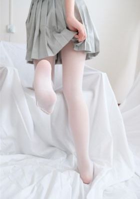 xxxx丰满小少妇公交车上_英文版字幕